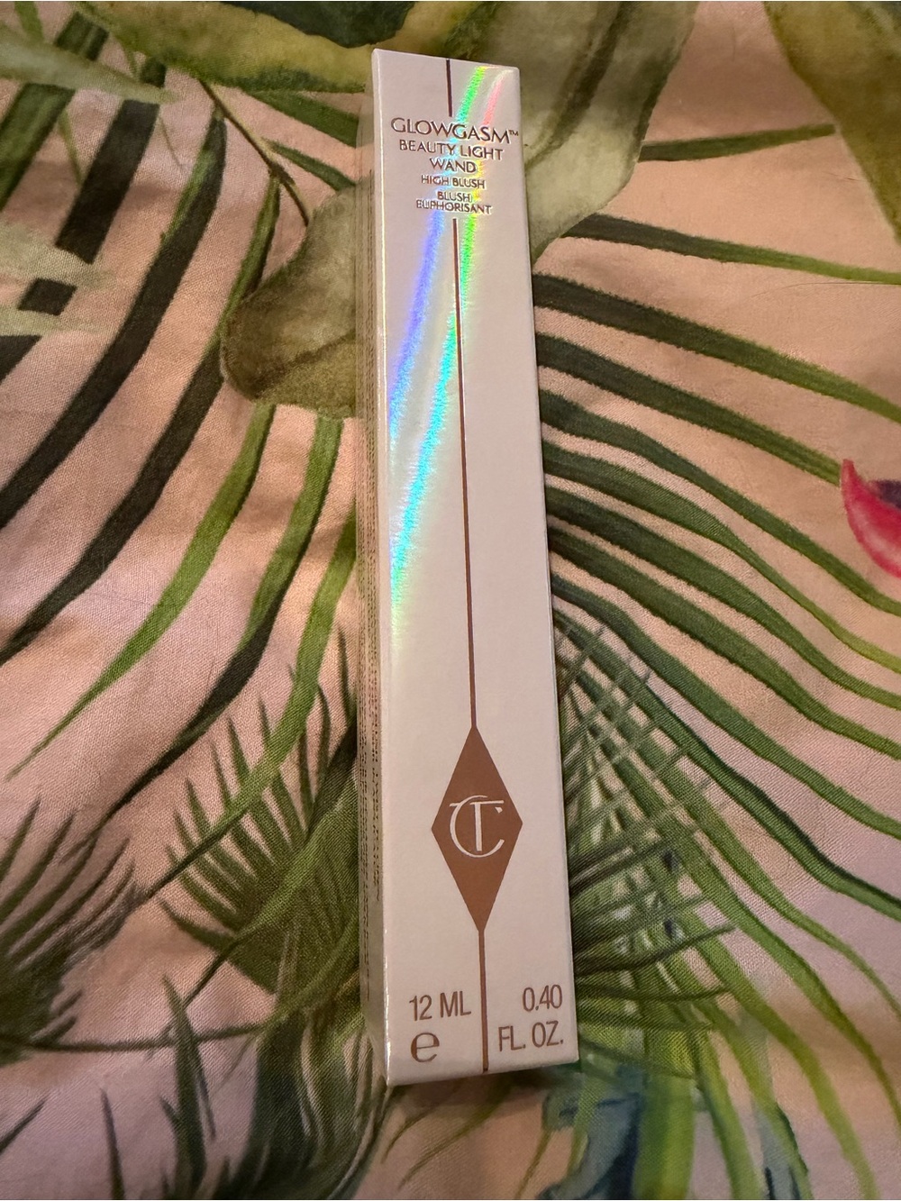 Charlotte Tilbury Glowgasm Beauty Light Wand - Rose Pink Packaging